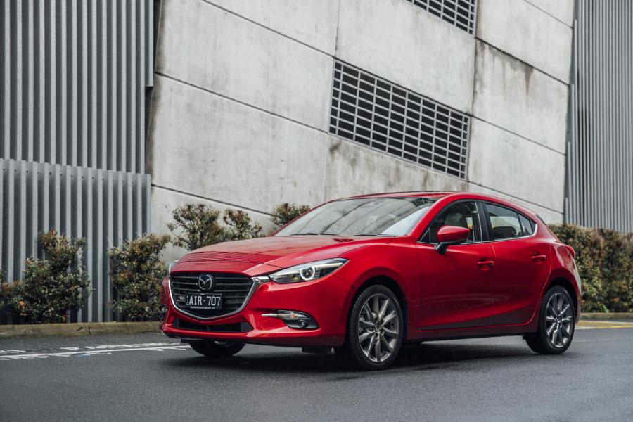  Mazda3 SP25 Astina Hatchback 2016 года  (AU) (фото 4 из 22)